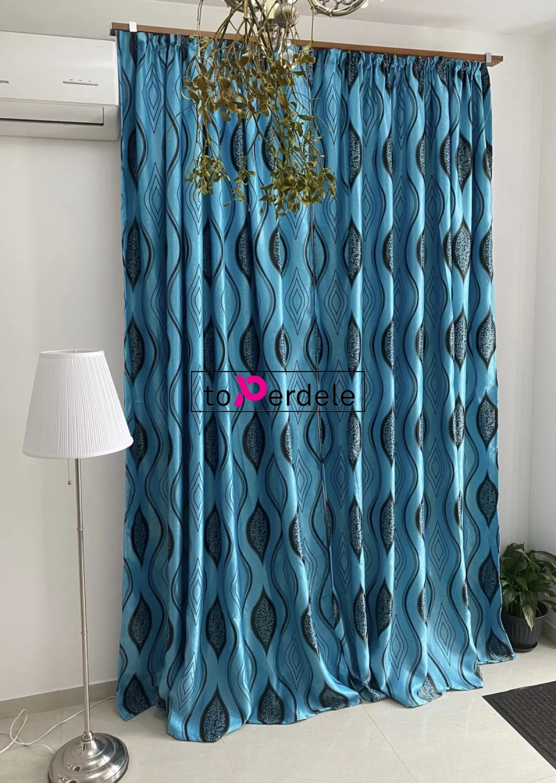 Draperie albastra model negru imagine 5